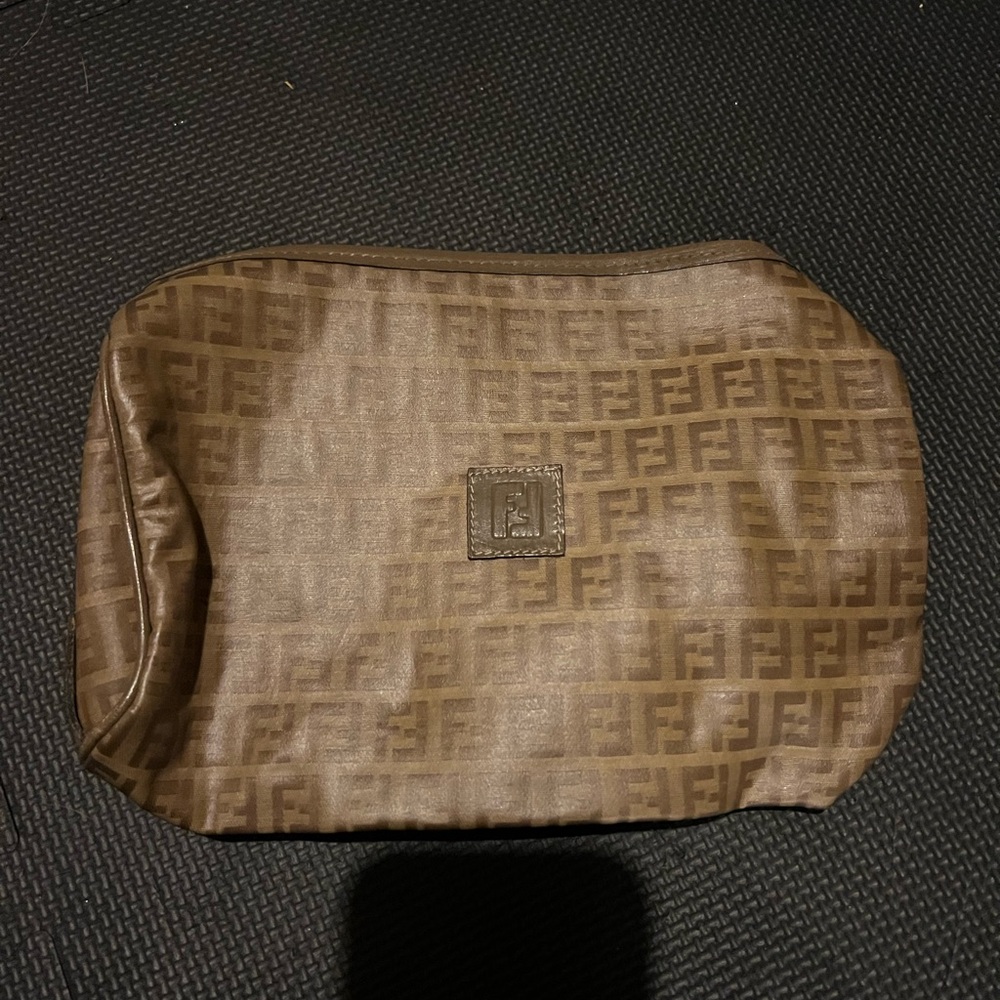 COPY - Fendi make up bag
